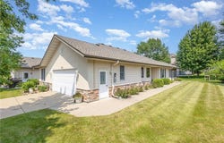 1110 Village Street SE, New Prague, MN 56071