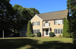 94 Thornberry Circle, Mashpee, MA 02649