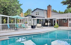 34 RIDGEFIELD Lane, Radford, VA 24141