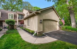 1161 Hillpointe Circle, Bloomfield Hills, MI 48304