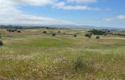 1975 Hidden Acre Ln, Paso Robles, CA 93446