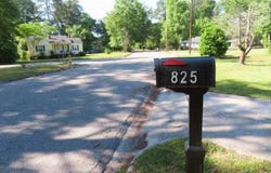 825 Sunset Dr, Laurinburg, NC 28352