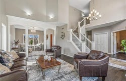 213 Innsbrook Lane, Burnsville, MN 55306