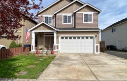 799 Morning Glory Dr, Independence, OR 97351