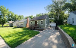 606 S West Ave, Sioux Falls, SD 57104