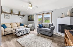1201 Devon Drive, Papillion, NE 68046