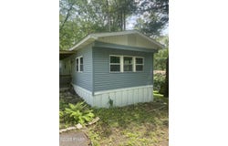 122 Bartion Ct, Bartonsville, PA 18321