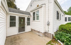 34 Coolidge Ave, Westfield, MA 01085