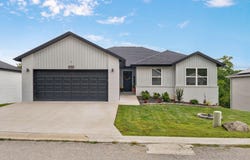 175 Sunrise Villa Drive, Branson, MO 65616