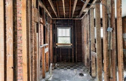 2021 STANDARD AVE, LOUISVILLE, KY 40210