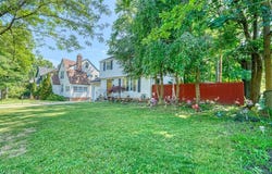 925 Keystone Drive, Cleveland, OH 44121