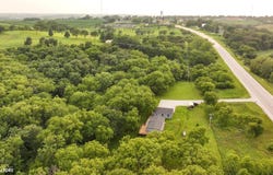 2382 HWY 44, Guthrie Center, IA 50115