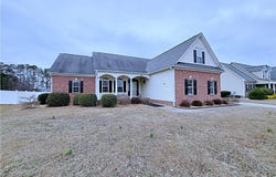 548 Windover Drive, Raeford, NC 28376