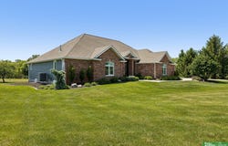 15521 S 79th Circle, Papillion, NE 68046