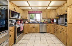 271 S Gleneagles Ct, Wichita, KS 67209