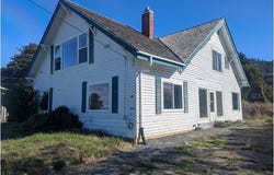 29681 WALKER St, GoldBeach, OR 97444