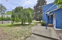 10 Meade Street, Nashua, NH 03064