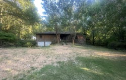 161 Christian College Road, Senatobia, MS 38668