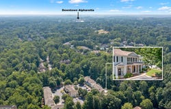 3090 Steeplechase, Alpharetta, GA 30004