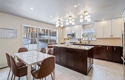 34 Wooleys Lane, Great Neck, NY 11023