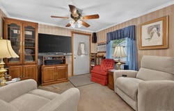 20 Sunset Circle, Bloomingburg, NY 12721