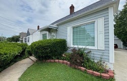 32704 Willowick Drive, Willowick, OH 44095