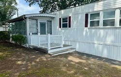 4 Lane B Lane, Coventry, RI 02816