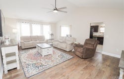 109 Creek View Drive, St Robert, MO 65584