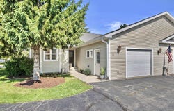 1277 E Bluff Road, Whitewater, WI 53190