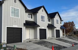 3499 W 6th Place, Kennewick, WA 99336