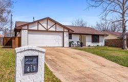 413 E Oak Street, Aledo, TX 76008