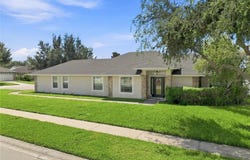 304 BENTLEY OAKS Boulevard, AUBURNDALE, FL 33823