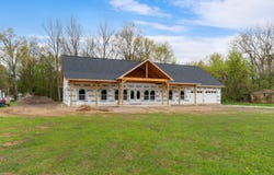 8329 Oakville Waltz Road, Belleville, MI 48111