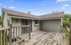 225 Heritage St, Belgium, WI 53004