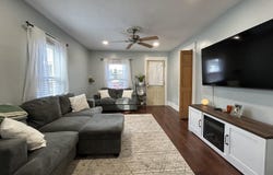 917 Augusta St, Racine, WI 53402