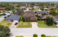 1675 CHIPINQUE DR., BROWNSVILLE, TX 78526