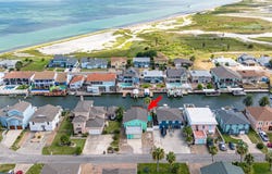 201 PORT SAINT CLAIRE, City by the Sea, TX 78336