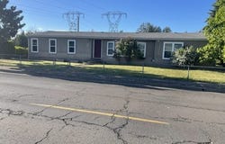 5660 DAISY St, Springfield, OR 97478