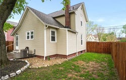 288 College Street, Wadsworth, OH 44281