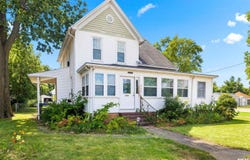 1029 N SANTA FE Avenue, Chillicothe, IL 61523