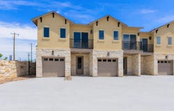 102 Tesla Cir, Round Rock, TX 78681