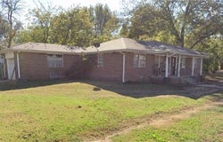 21 E Wallace Street, Shawnee, OK 74801