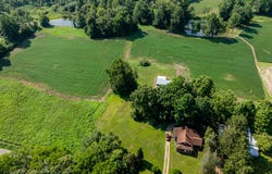 7462 W Martin Road, Three Oaks, MI 49128