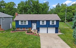 13400 W 61st Terrace, Shawnee, KS 66216