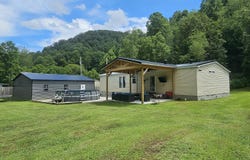 780 Poplar Hollow Road, Morehead, KY 40351