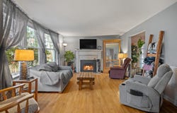 38 Deshibe Ter Ave, Vineland, NJ 08360