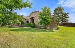 125 Courtney Circle, Waxahachie, TX 75165
