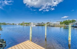 805 LEISEY CIRCLE, RUSKIN, FL 33570