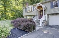 98 Osborn Lane, Monroe, CT 06468