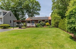 12 Twin Leaf Trail, Narragansett, RI 02874